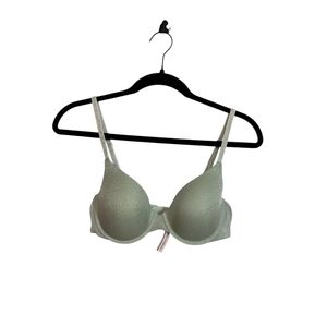 Victoria's Secret Light Green Bra And Purple Set Of 2